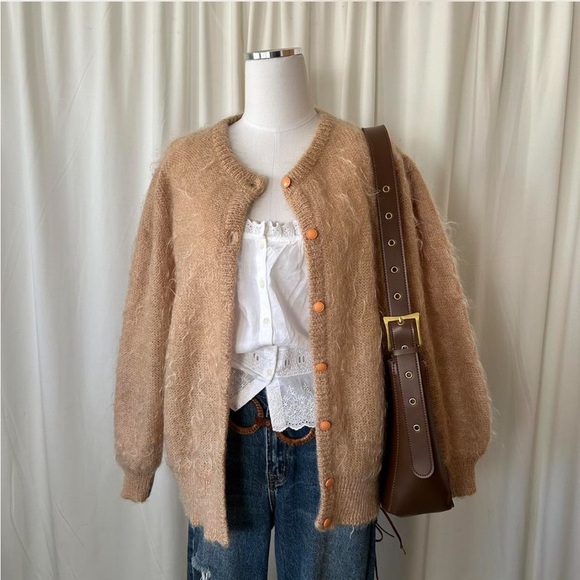 Vintage Madeleine Mohair blend button-up cardigan sweater Tan Medium. - Picture 3 of 10